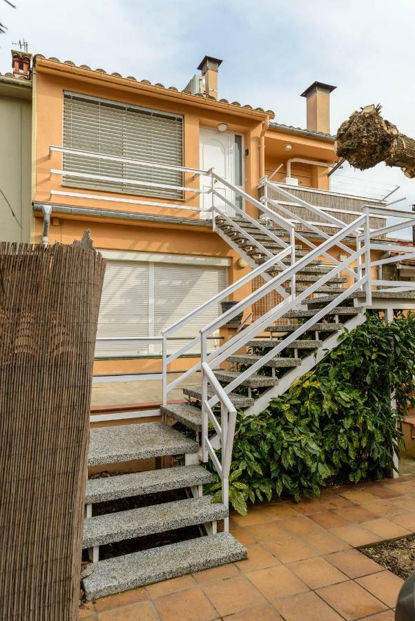 Apartamento El Lilà Olot Esterno foto
